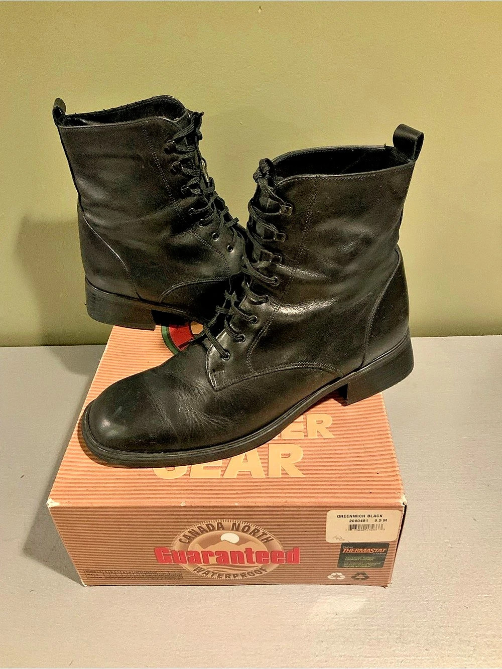 Canada North Greenwich Black Lace-Up Boots size 9.5